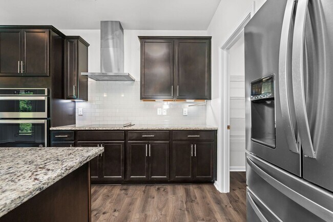 Building Photo - 1011 Alta Vis Ln