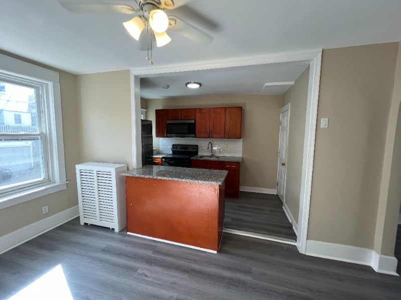 Building Photo - 4634 Fernhill Rd