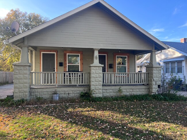 Primary Photo - 1825 S Topeka St