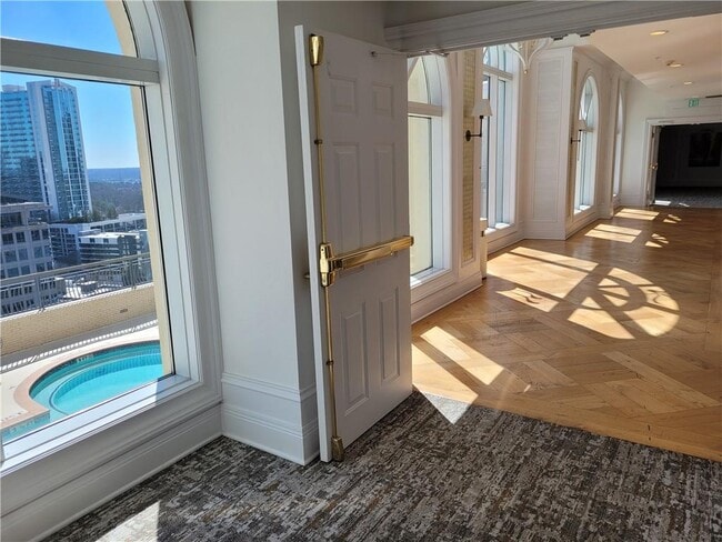 Building Photo - 3334 Peachtree Rd NE