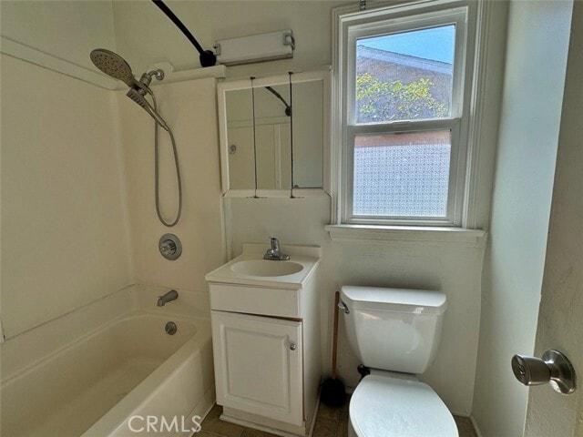 Building Photo - 2118 Cabrillo Ave