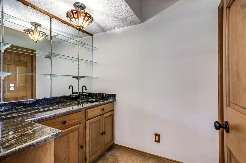 Building Photo - 1405 Ridgemoor Ln