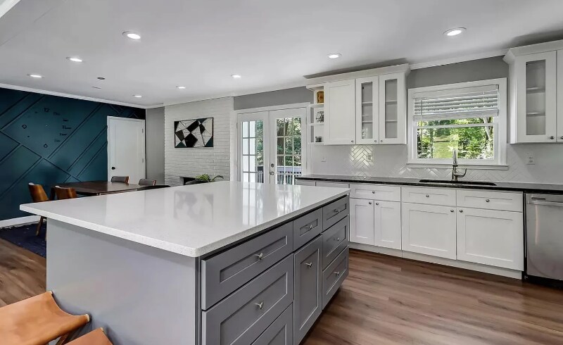 Building Photo - 6858 Lockridge Dr NW