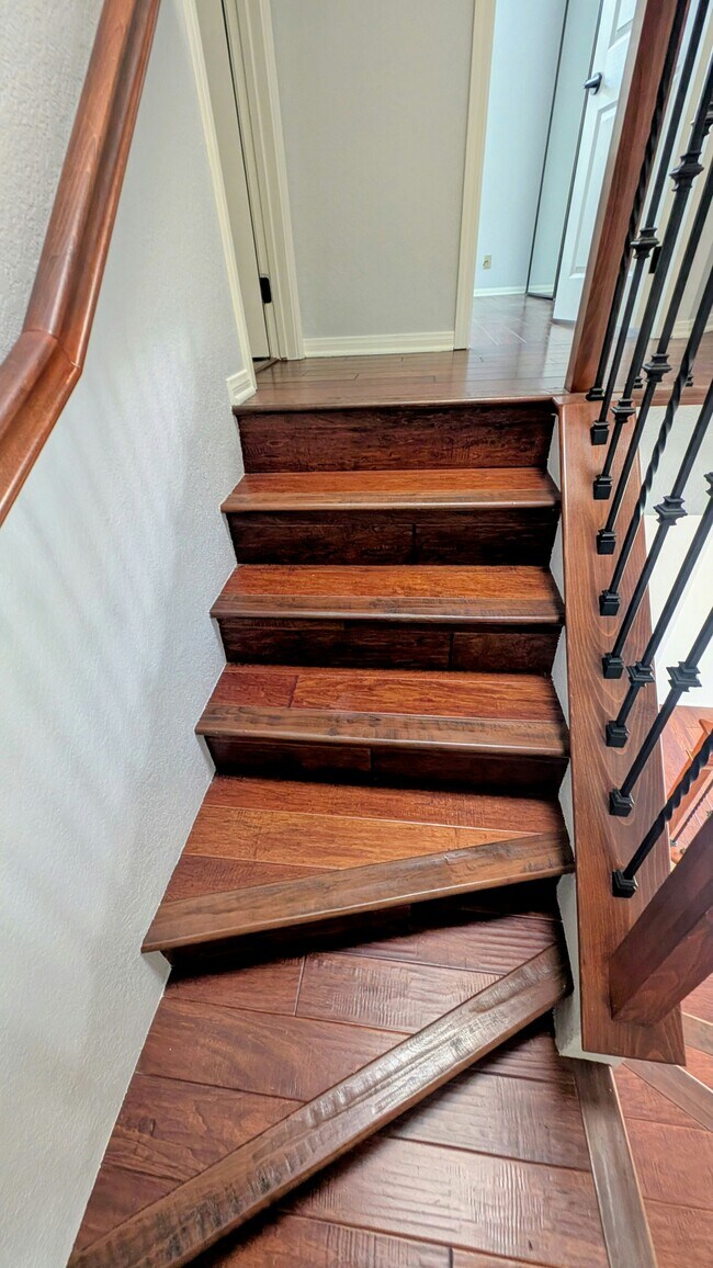 Building Photo - 10140 Palm Glen Dr