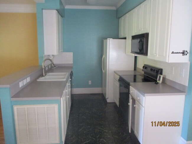 Building Photo - 75 McCurdy St NW