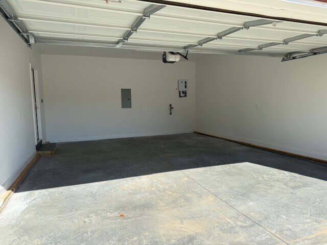 Building Photo - 1903 N Main St