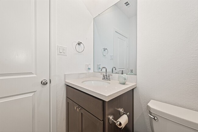 Building Photo - 9747 Pettus Crk Dr