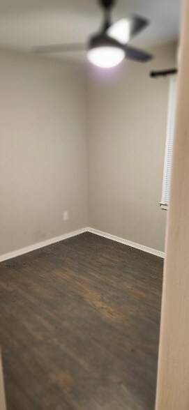 Building Photo - 3400 Cricketeer Dr