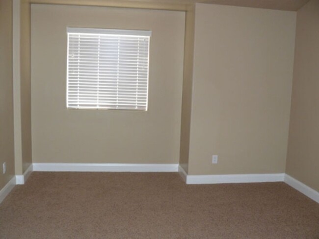 Building Photo - Beautiful 3 bedroom In Washington Utah