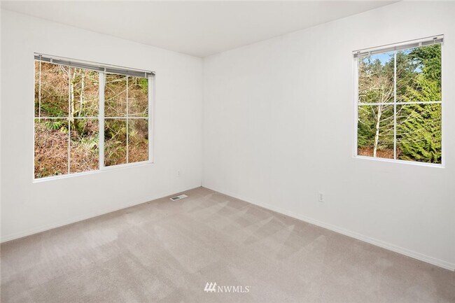 Building Photo - 3Bd/2.5Ba Bellevue Townhouse