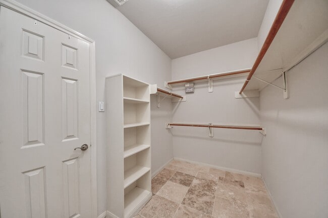 Building Photo - 610 Ashley Cove Ct
