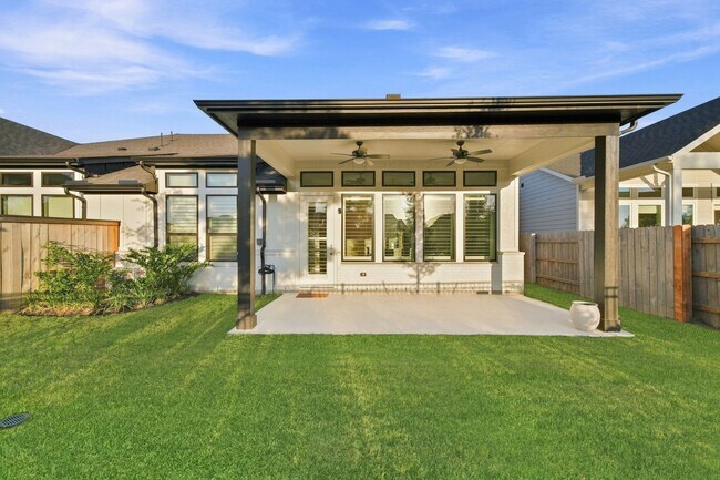 Building Photo - 7631 Cattail Shallows Ln