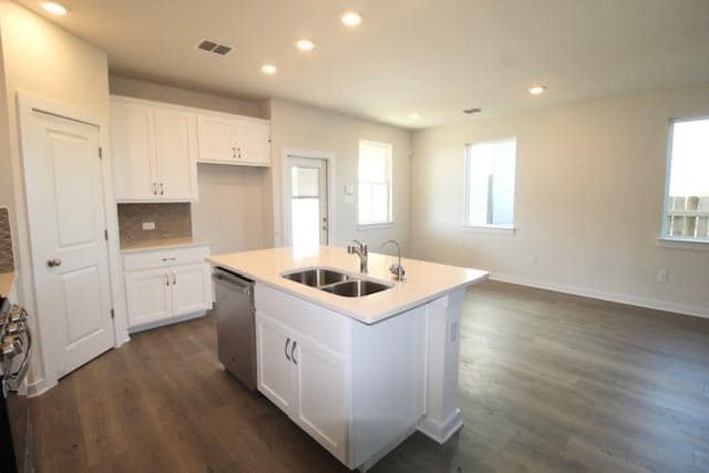 Building Photo - 279 Garner Dr