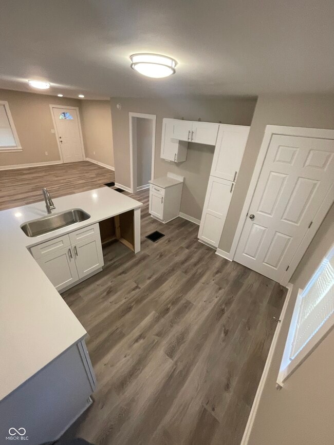 Building Photo - 41 Rosemere Ave