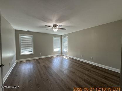 Building Photo - 830 Solomon Dr