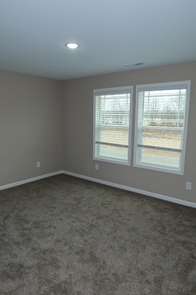 Building Photo - 212 Tuscany Cir