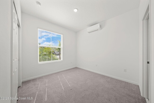 Building Photo - 2264 Middlebury Drive