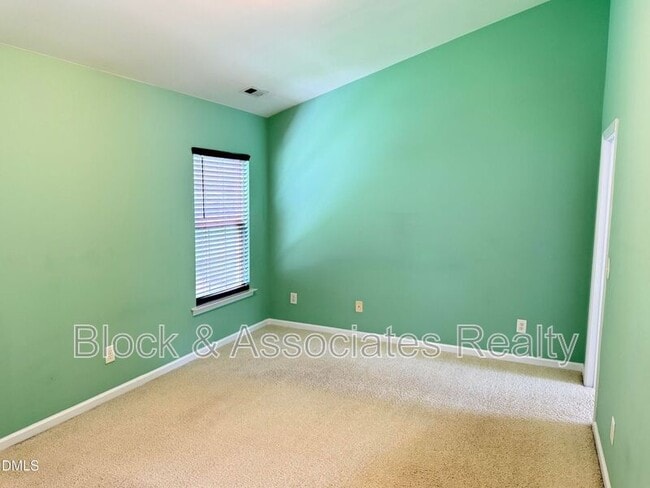 Building Photo - 1414 Crimson Creek Dr