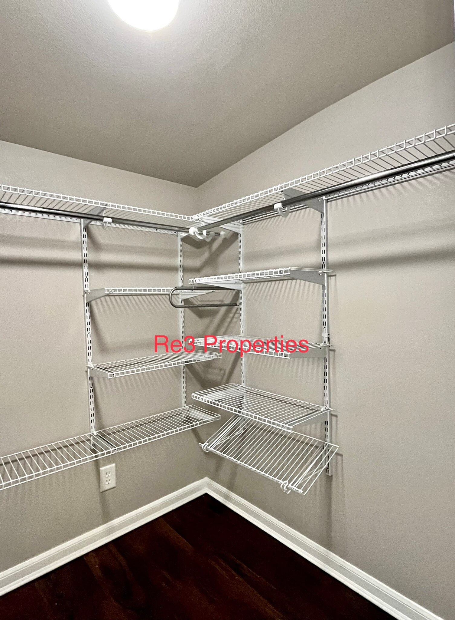 BR2 closet - 1409 W Church St