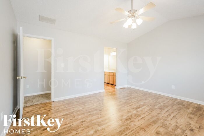 Building Photo - 6560 Springview Dr