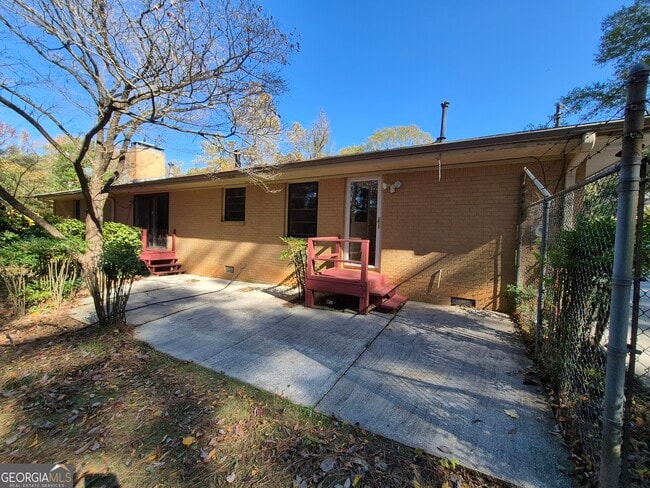 Building Photo - 3005 Arabian Woods Dr