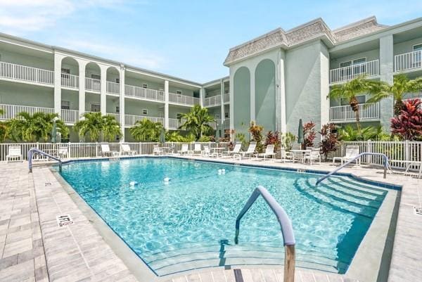 Building Photo - 1706 Belleair Forest Dr