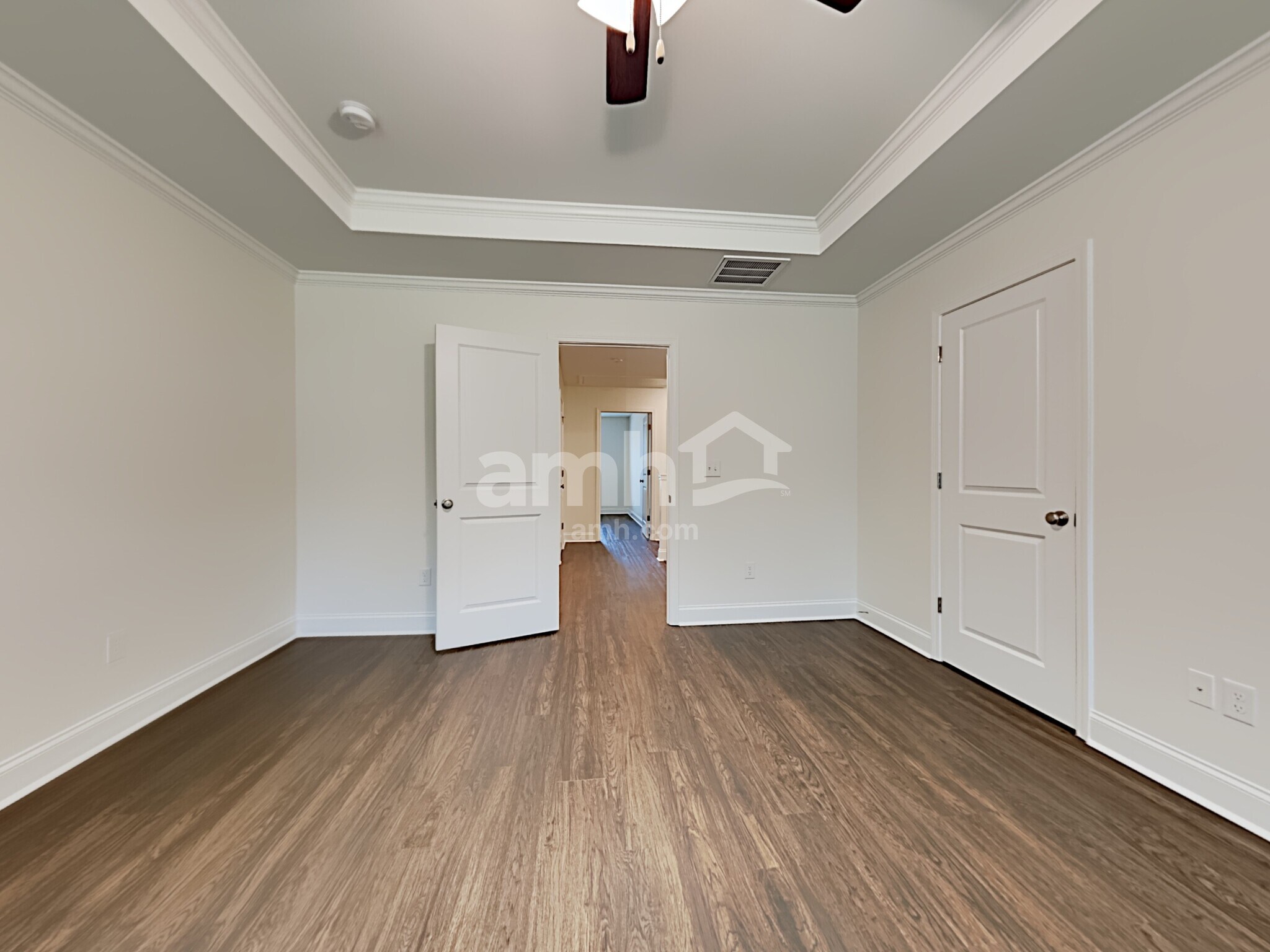 Building Photo - 303 Bering Ln