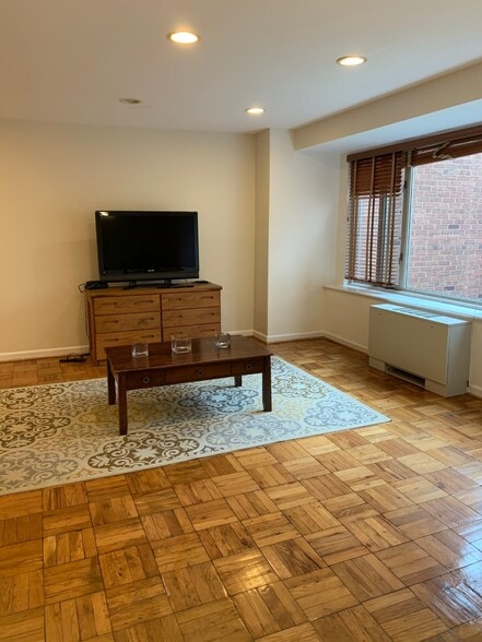 Building Photo - 4301 Massachusetts Ave NW