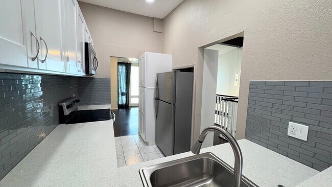 Building Photo - ??Spacious 2BR/2BA Condo for Rent in Tranquil Rancho la Costa Community