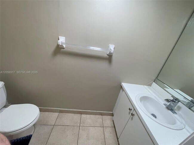 Building Photo - 8600 SW 109th Ave