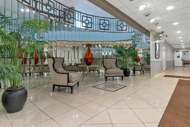 Building Photo - 1 Scenic Dr