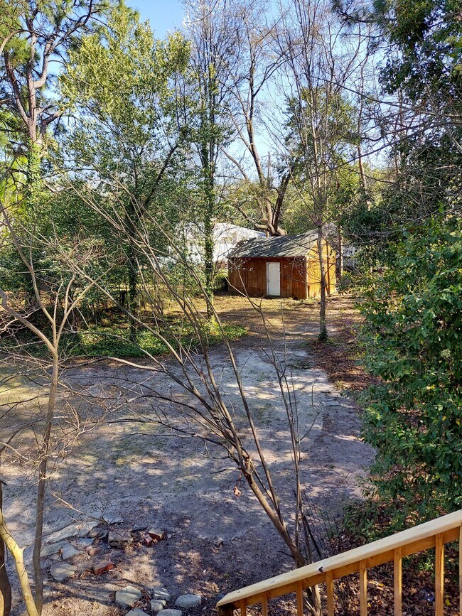 Building Photo - 1713 Lacy St