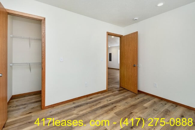 Building Photo - 2320 N Taylor Ave