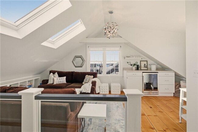 Building Photo - 38 Pope St