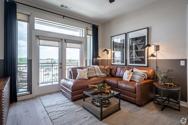 Building Photo - Get 10 WEEKS FREE – Limited-Time Move-In Special!