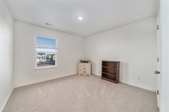 Building Photo - Rent this Immaculate Home in Johnstown Vil...