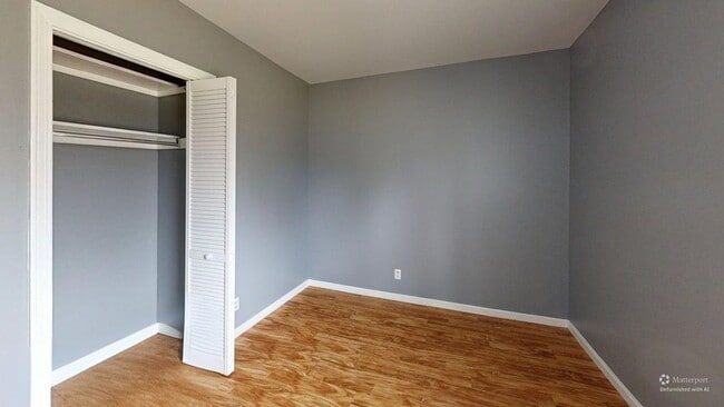 Building Photo - Beautifully maintained single-level ranch home in South Barre