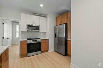 Building Photo - 432 S Maple Ave