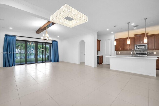 Building Photo - 1291 SW 113th Way
