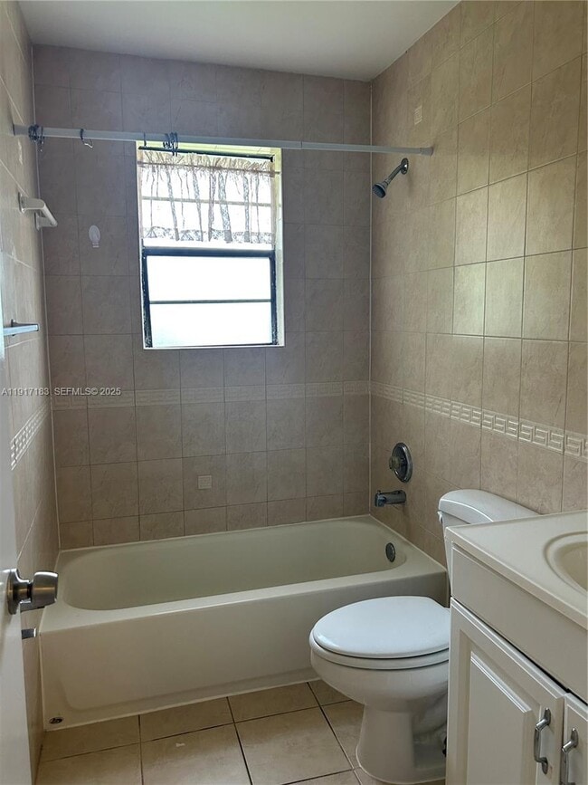 Building Photo - 2355 NW 120th Ln