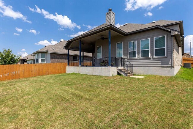 Building Photo - 6720 Verona Pl