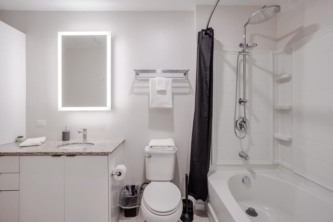 Building Photo - 9-JAN-JAN E 4th St