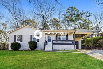 Building Photo - 3 Bedroom Pet-Friendly Home in BIRMINGHAM, AL with Main Street Renewal