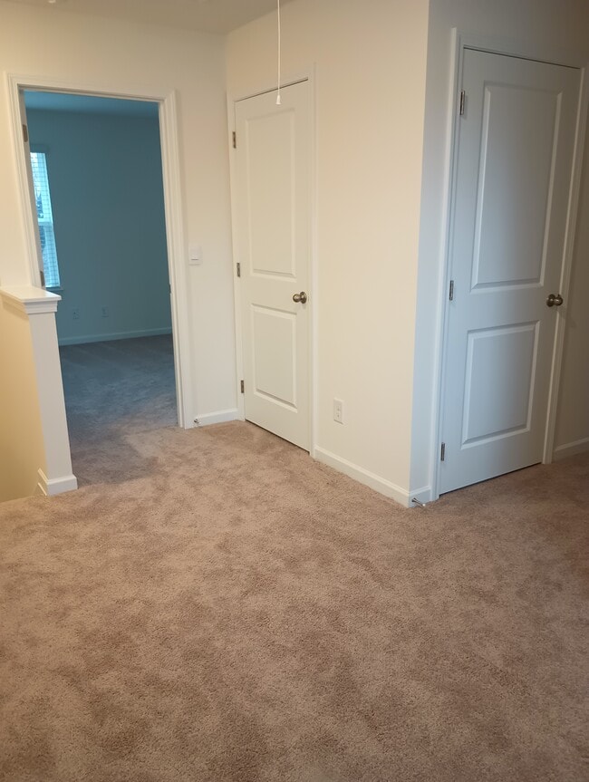 Building Photo - 1144 Aspen Ter