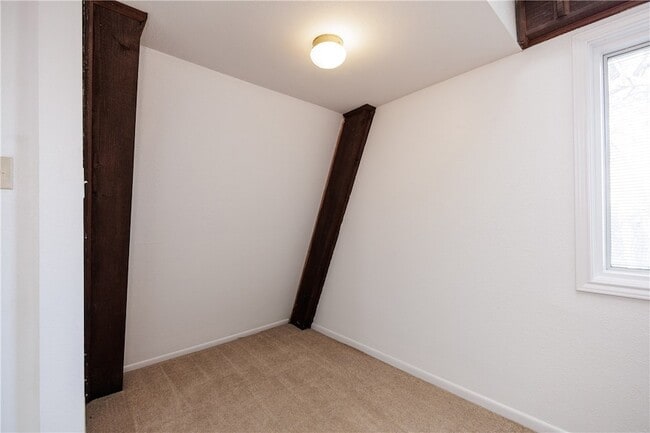 Building Photo - 13813 Flintlock Dr