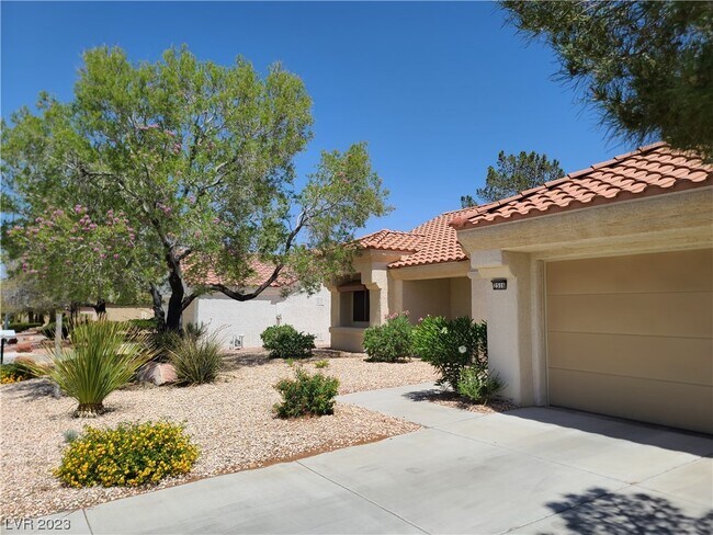 Building Photo - 2516 Sunup Dr