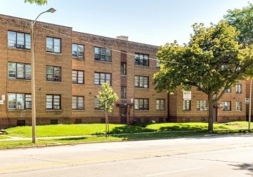 Building Photo - 2040 W Atkinson Ave