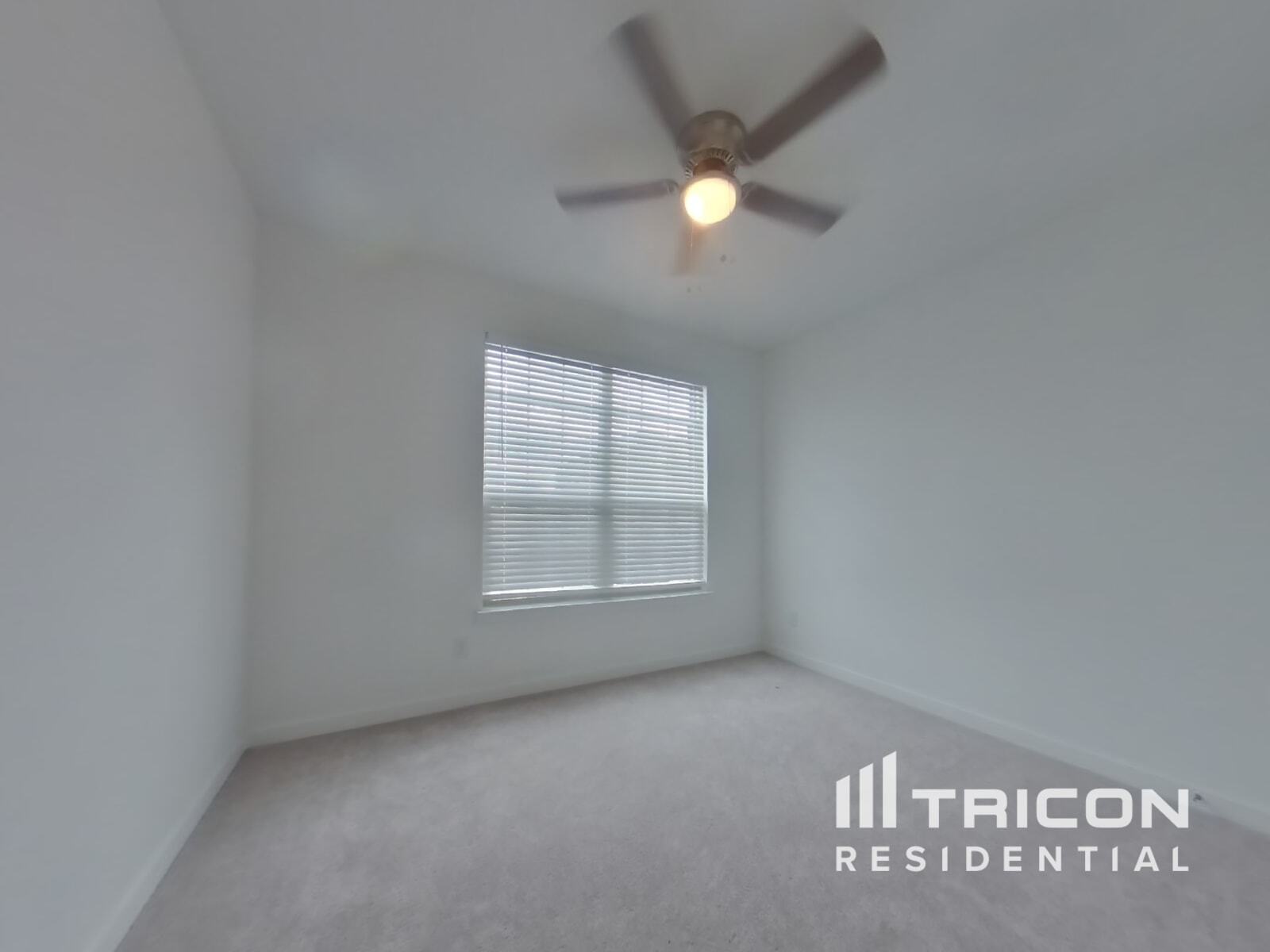 Building Photo - 2704 Brushy Lk Dr