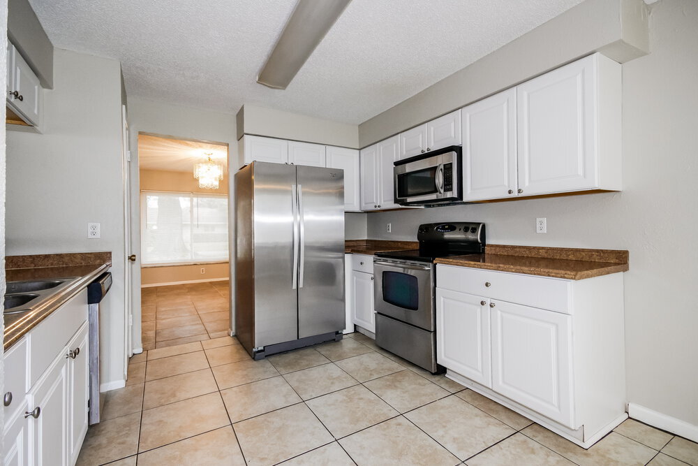 Building Photo - 15713 Woodshed Pl