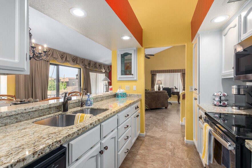 Building Photo - 25609 N Forest Rd